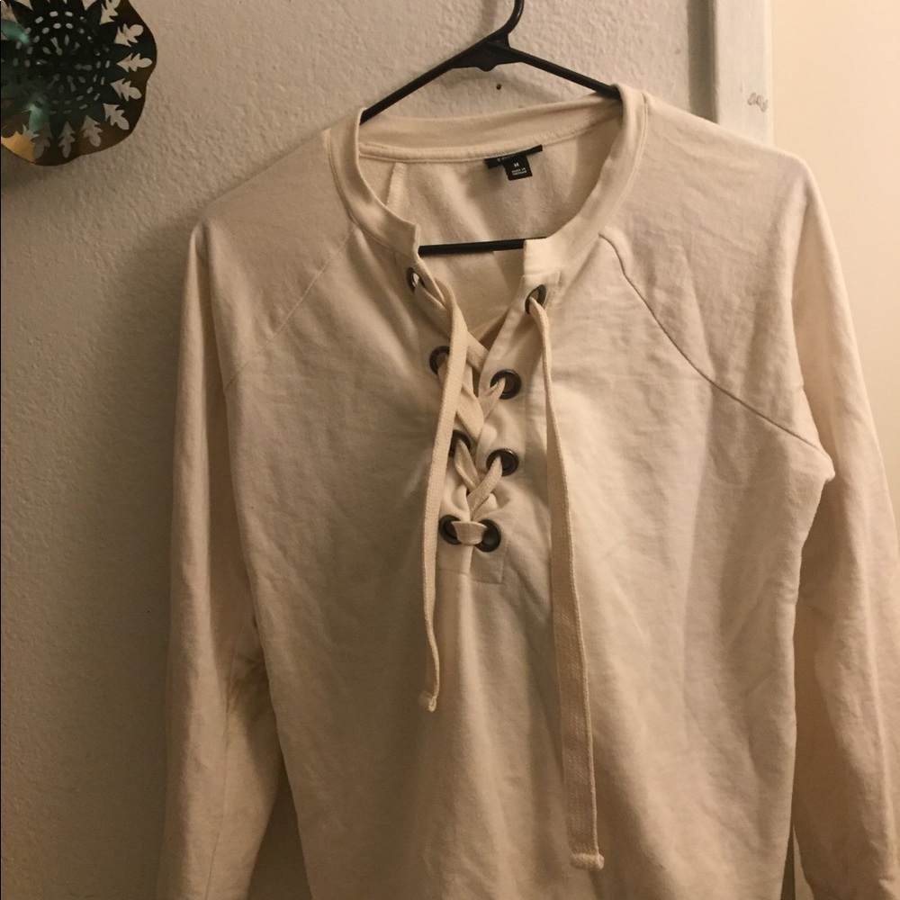 Sweater - Picture 4 of 4